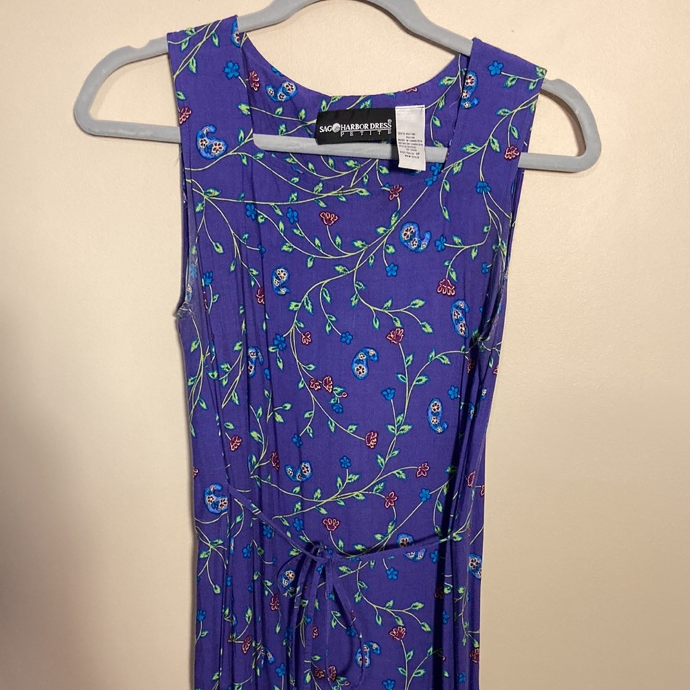 Women’s size 6, petite dress. Long length in purple. Sag Harbor brand.